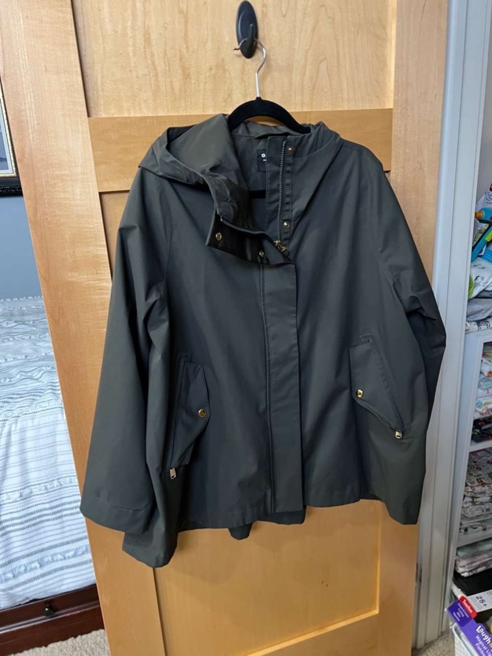 Athleta Hooded Trench Coat in Olive
